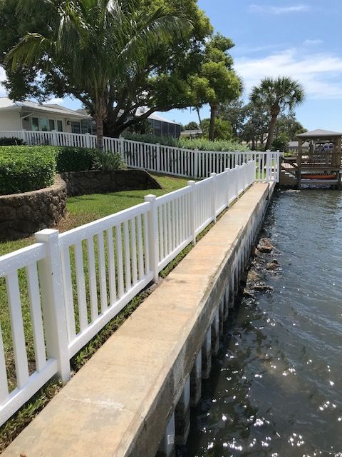 Durable Vinyl fence