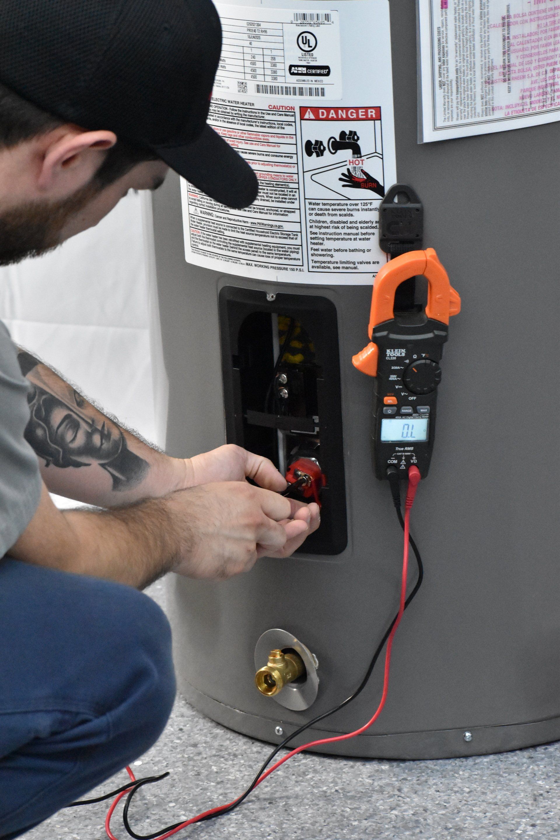 Electric water heater diagnostics