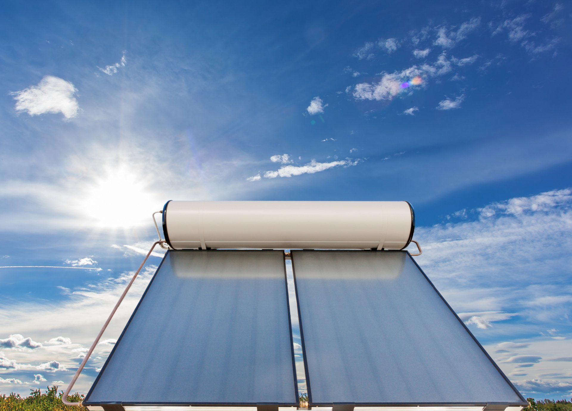 Outdoor solar water heater