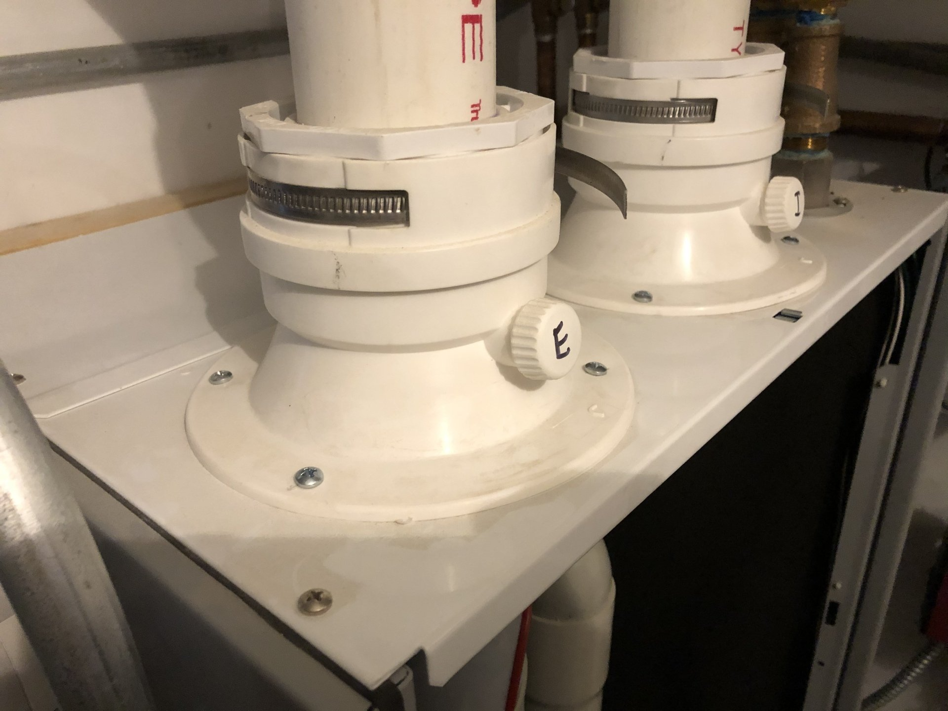 trabajamos en la retirada de los boilers de la marca Triangle Tube