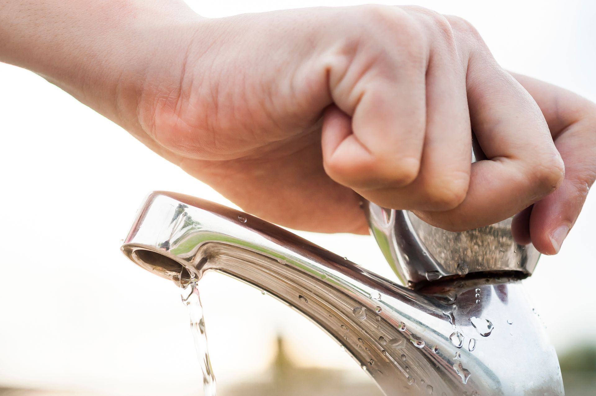 Hand shutting off water