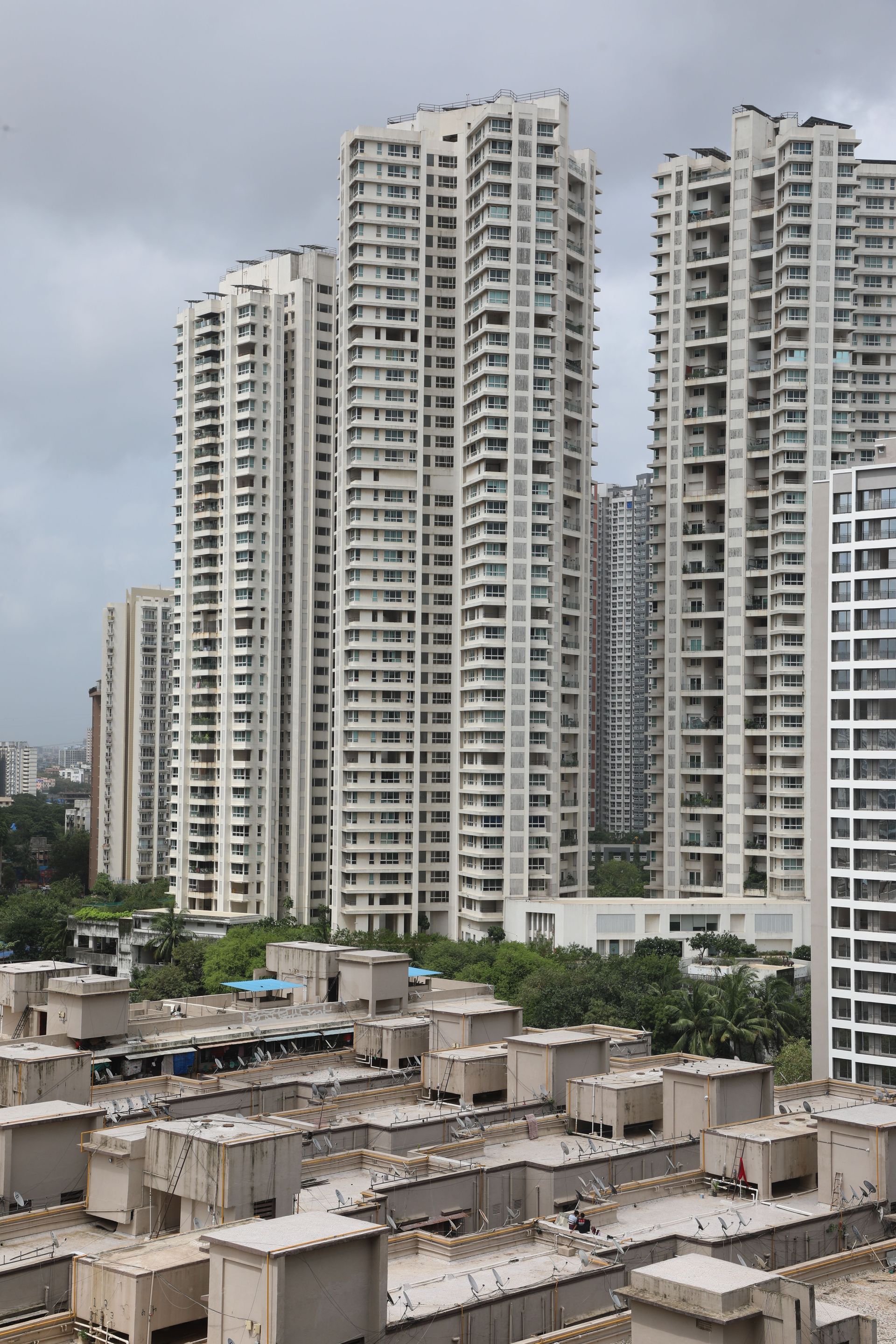 Large condo/apartment complex