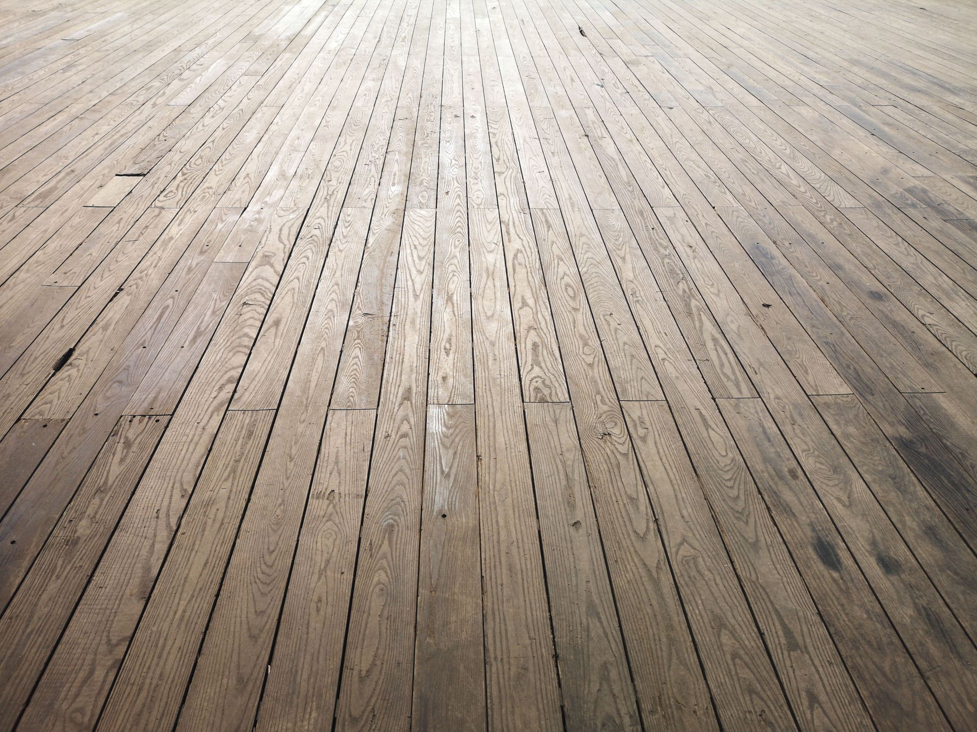 Restored heart pine floor in a historic Riverview home in Chattanooga, Tennessee