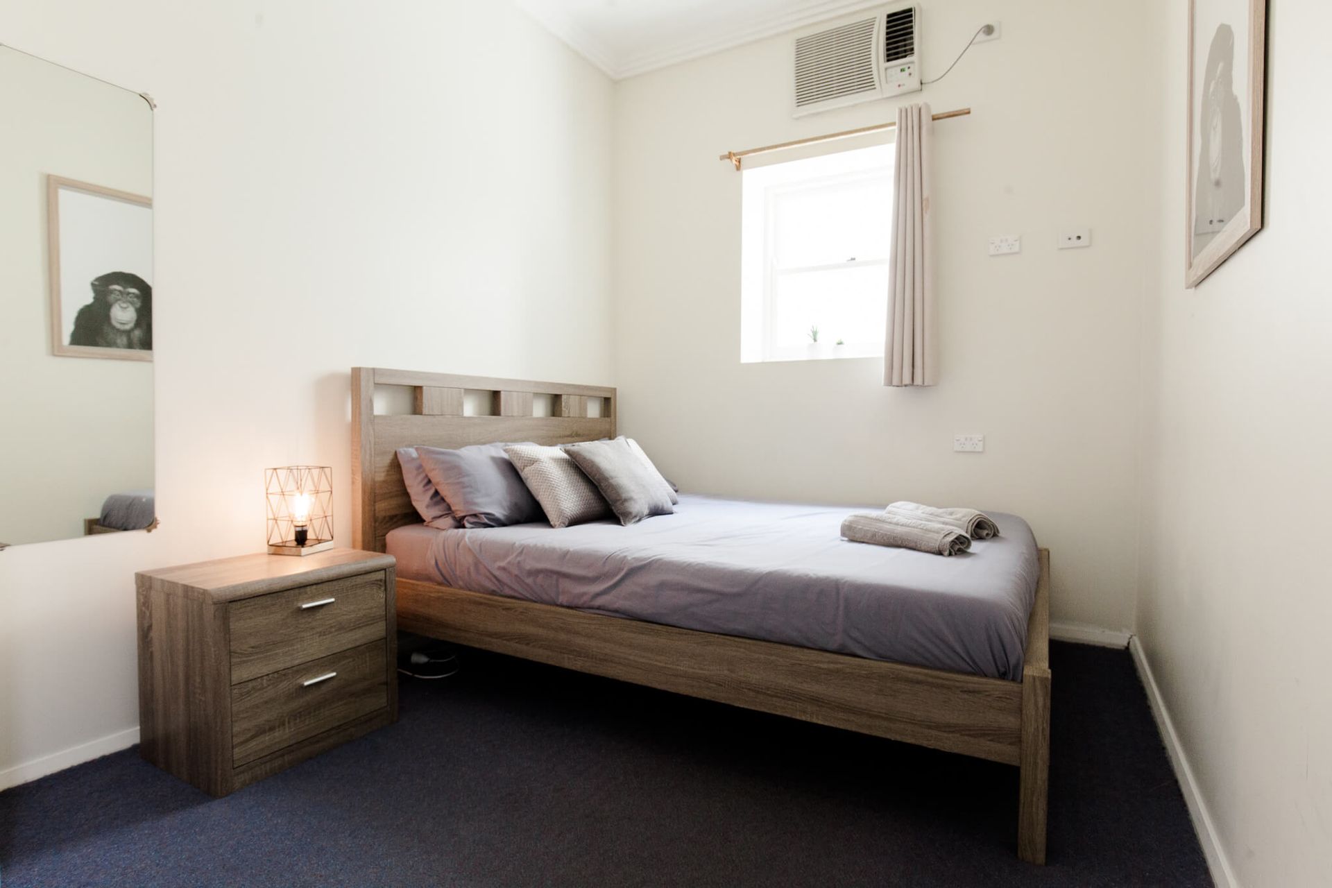 DELUXE PRIVATE ROOMS