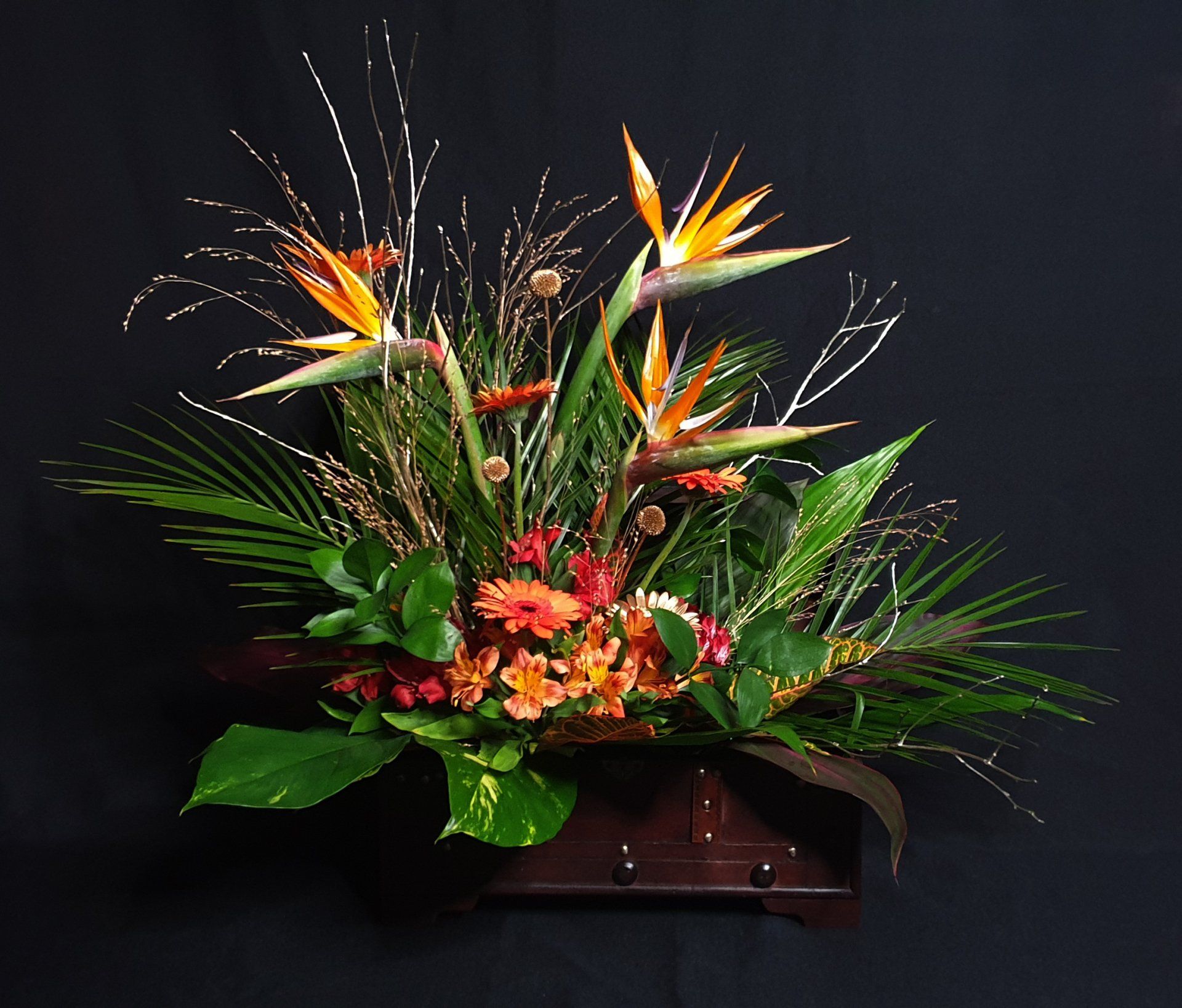 Pirate Treasure Chest flowers