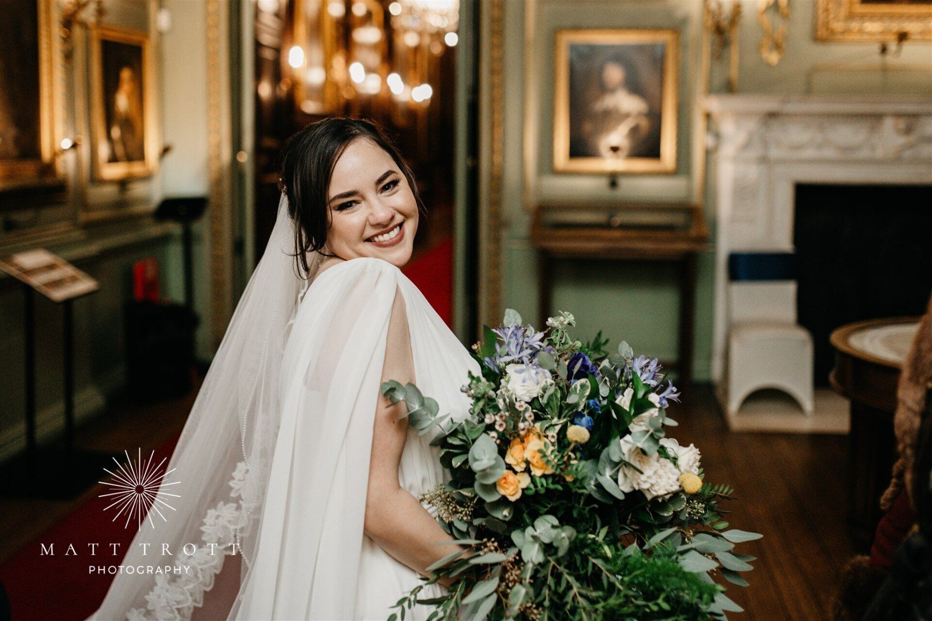 Spring time bridal bouquet