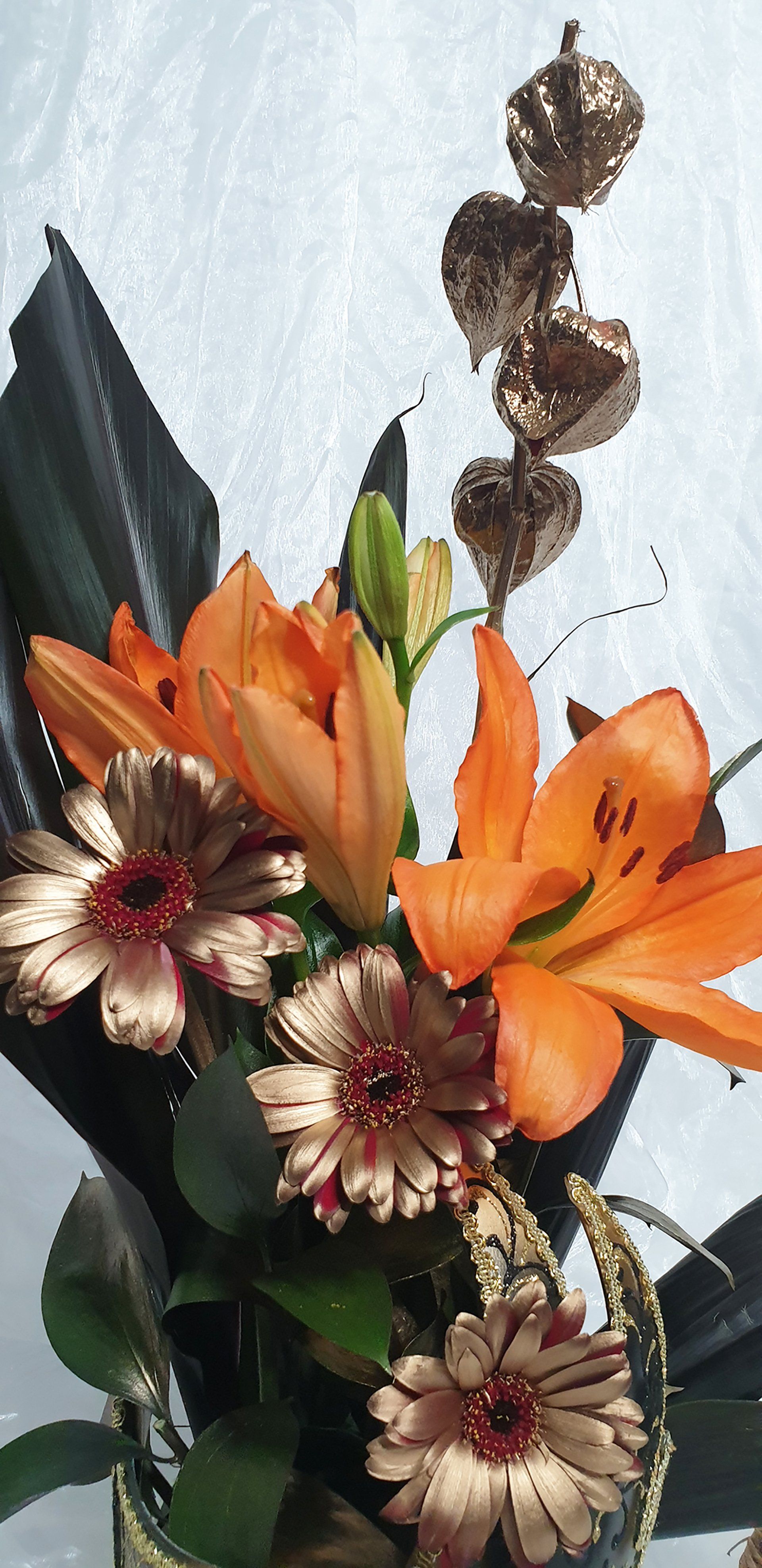 venetian themed flowers