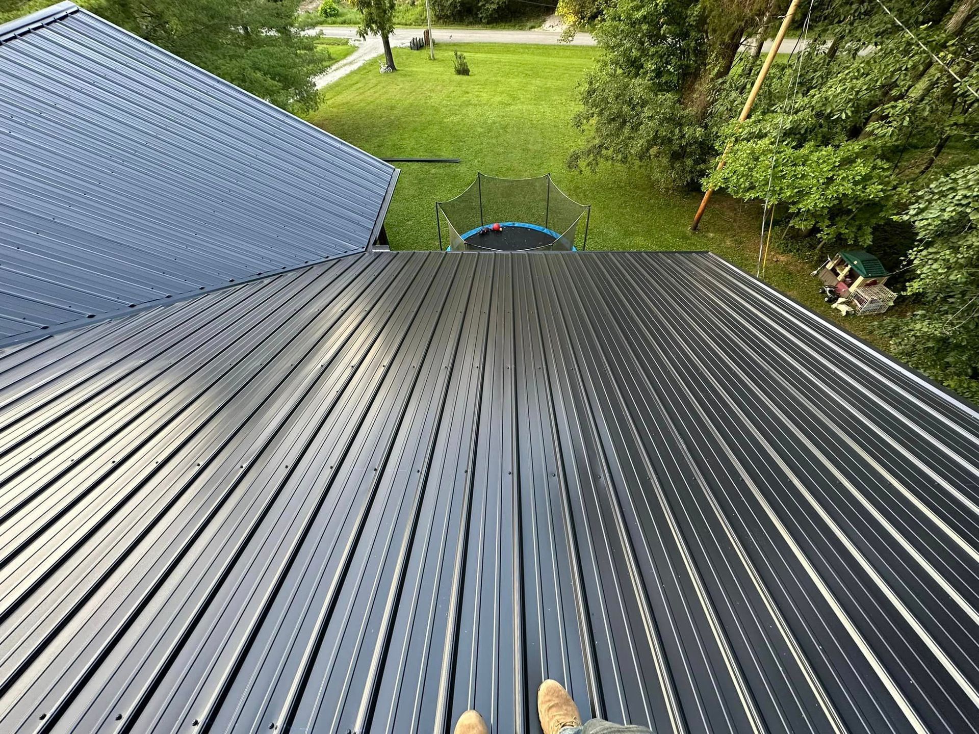 Neat Roof — Brandenburg, KY — Herencia Construction LLC