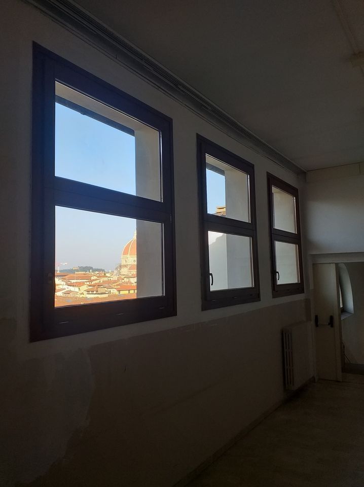 finestre con infissi in legno massello