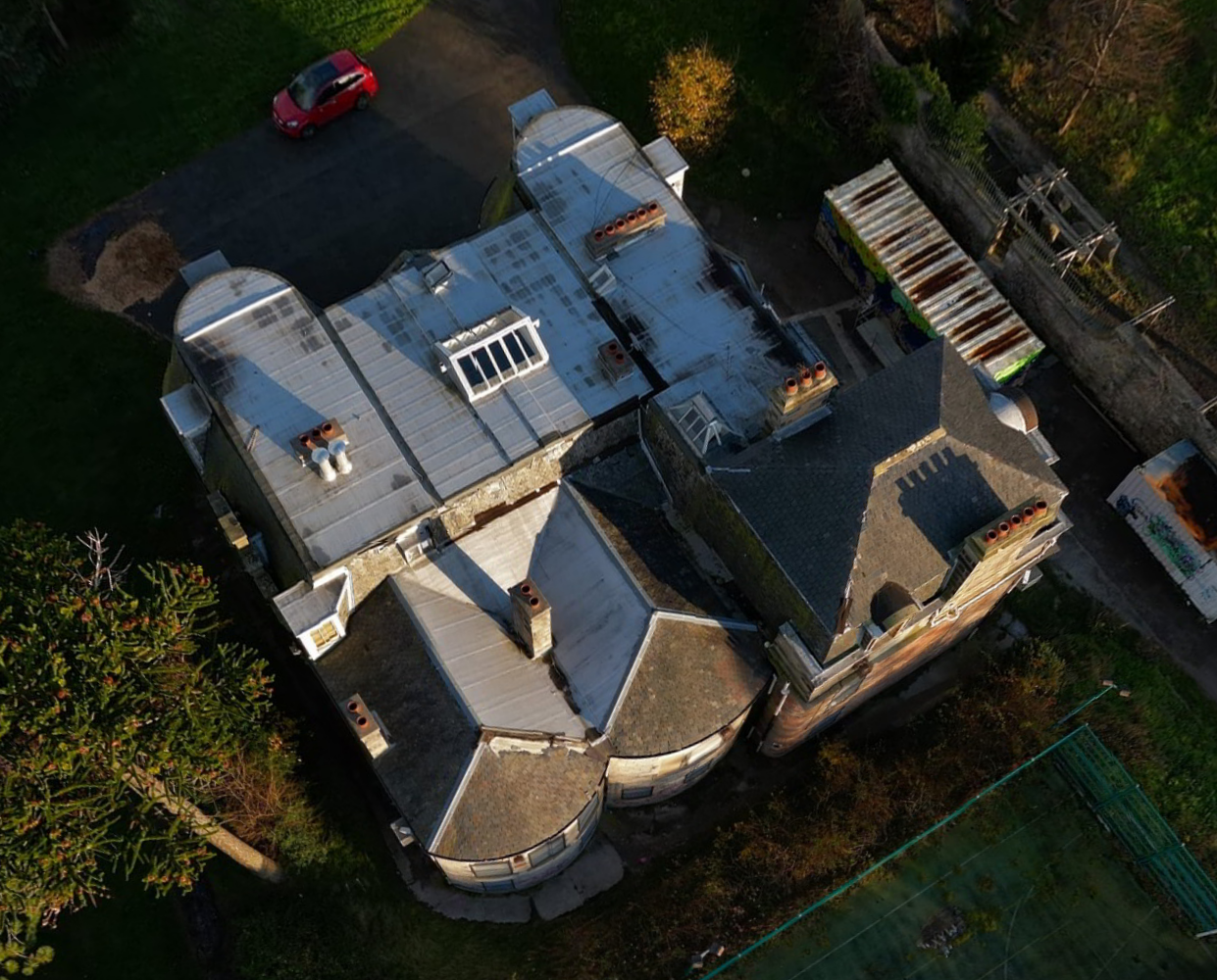 Watch this amazing birds eye experience of the Mansion grounds