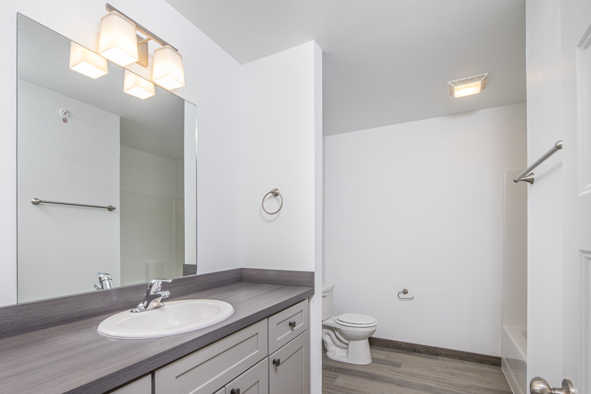 Home Altitude Apartments Belgrade, MT