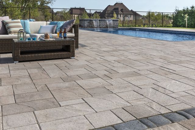 2 cm porcelain pavers by a pool
