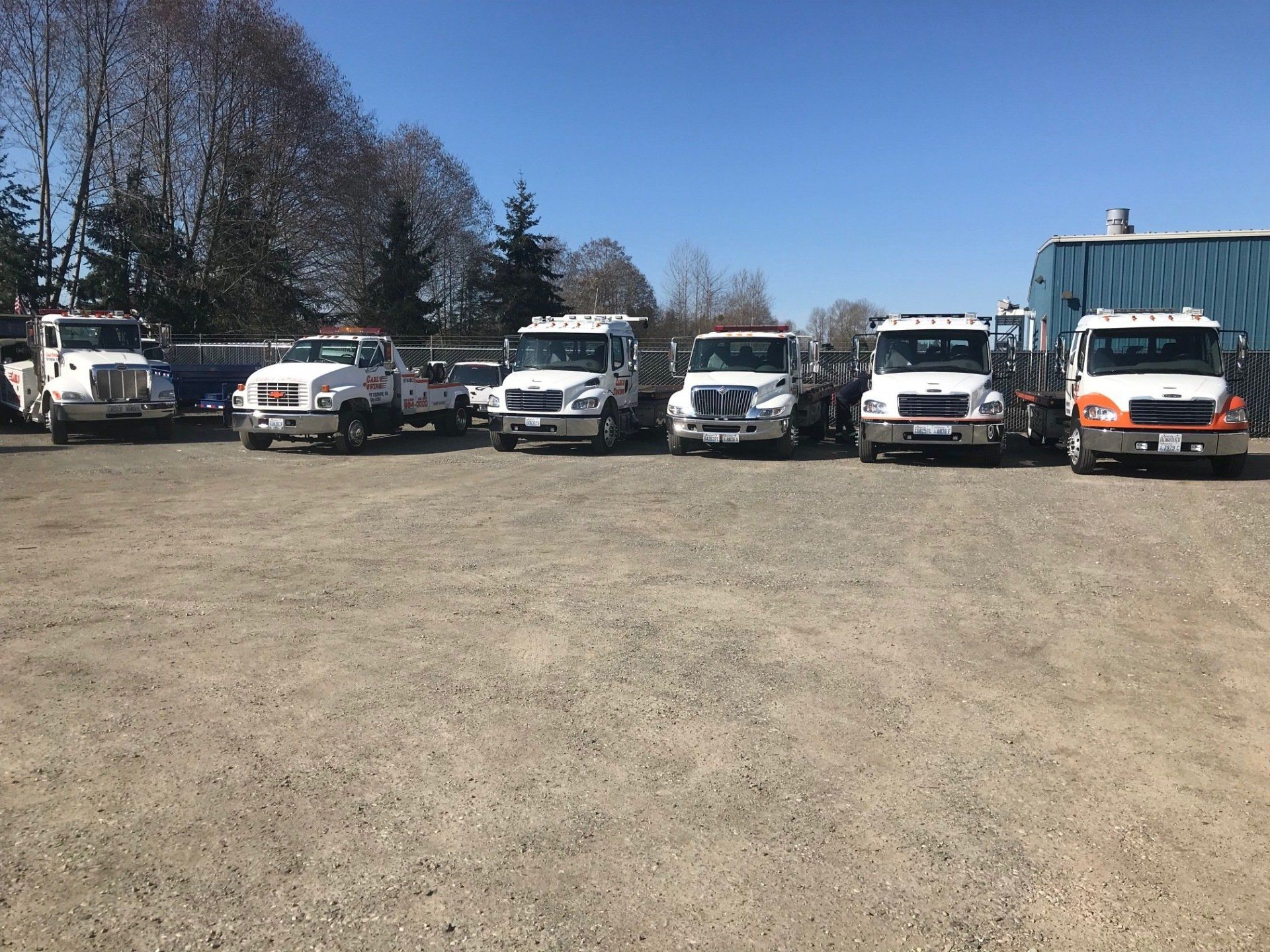 Tow Trucks On Park — Sedro Woolley, WA — Carl's Towing