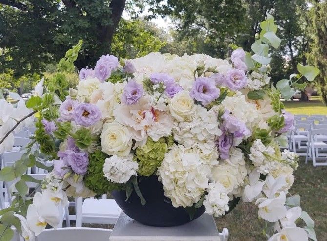Sweet Peas of Jennersville | West Grove, PA | Wedding Ceremony Flowers