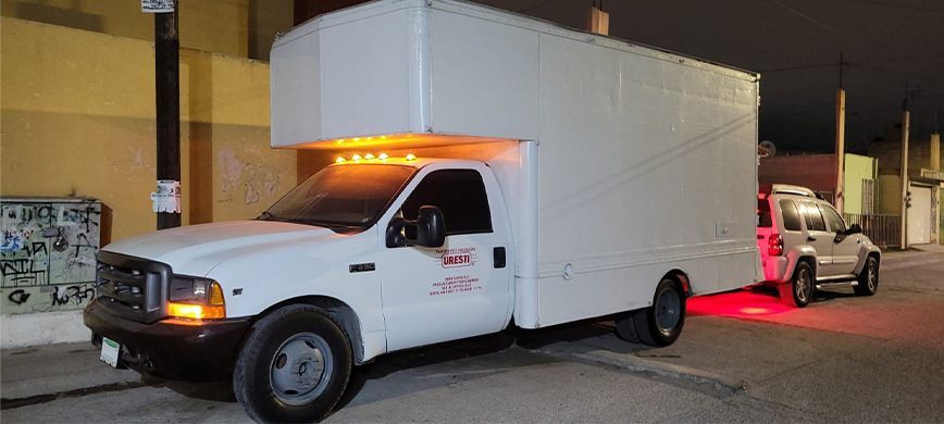 TRANSPORTES Y MUDANZAS URESTI