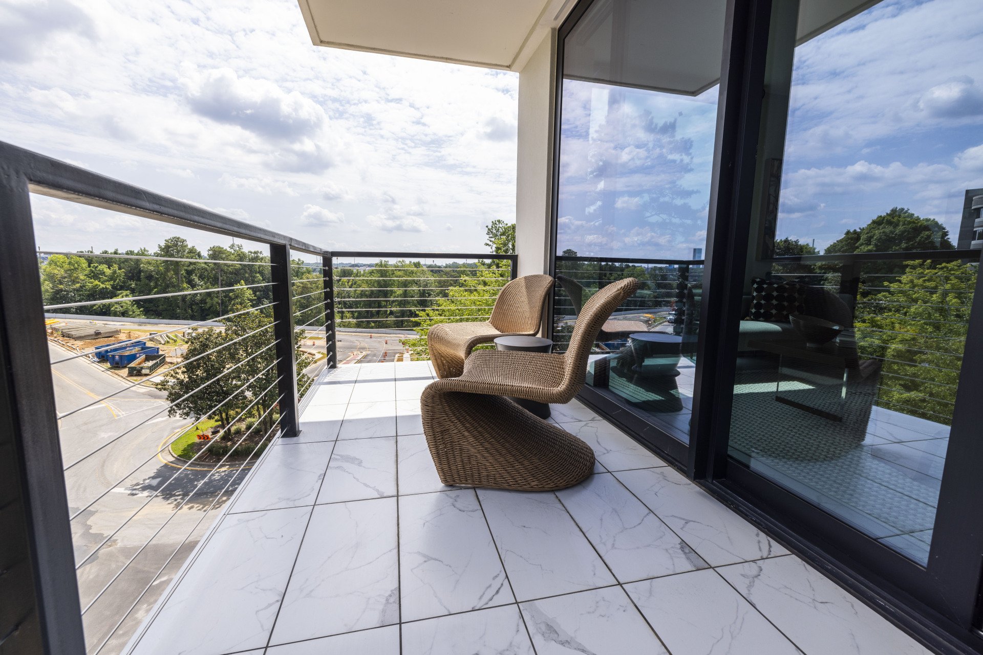 Luxury Apartments & Penthouses in Midtown Ilion Apartments