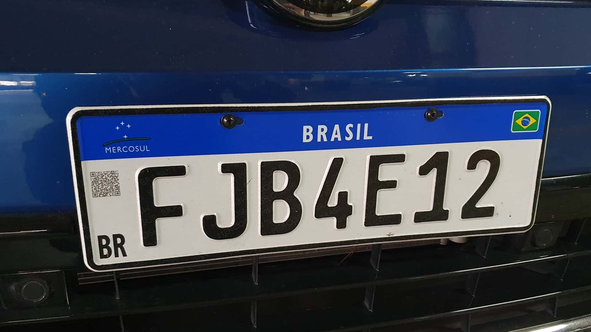 Como mudar placa amarela para placa Mercosul?