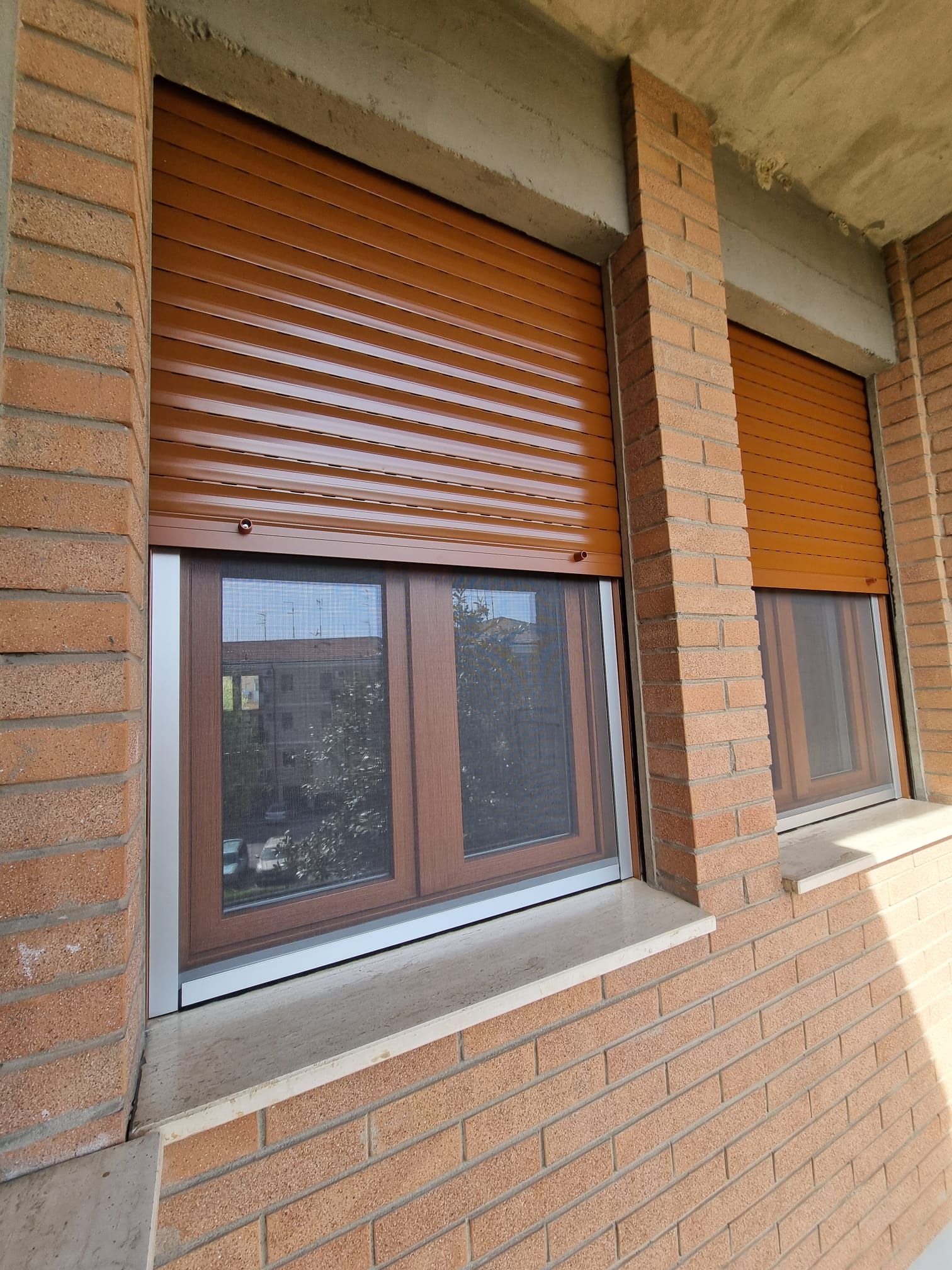 tecno estense, sistemi oscuranti, scuri finestre, tapparelle