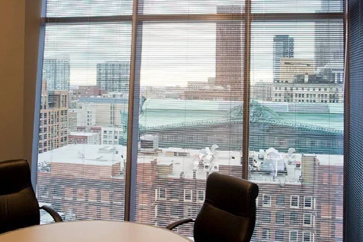 9 Benefits of Motorized Blinds and Shades