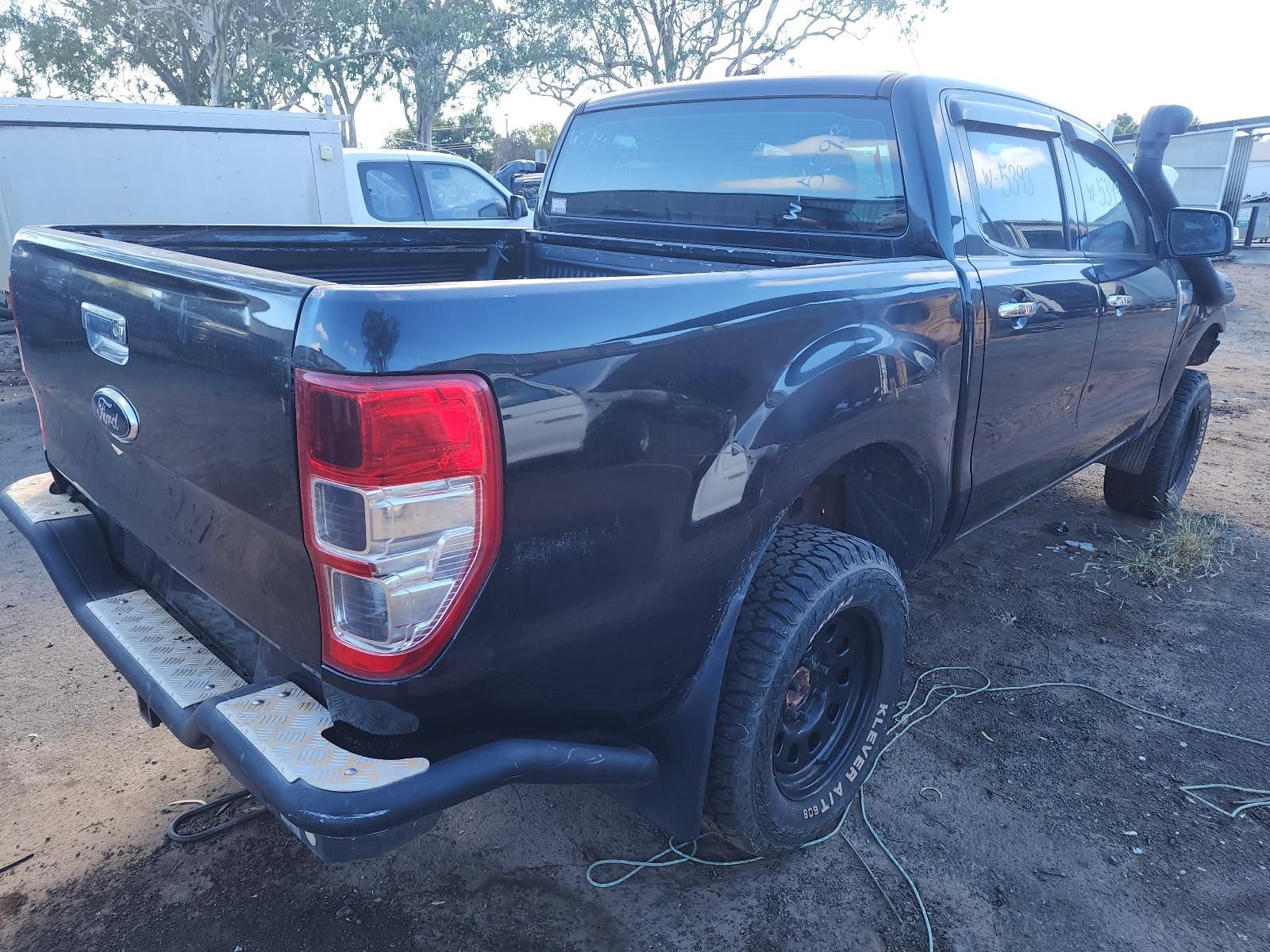 W-5393 FORD RANGER XLT PX1 3.2L P5AT 5 CYLINDER DIESEL MANUAL 4WD DUAL CAB 2014