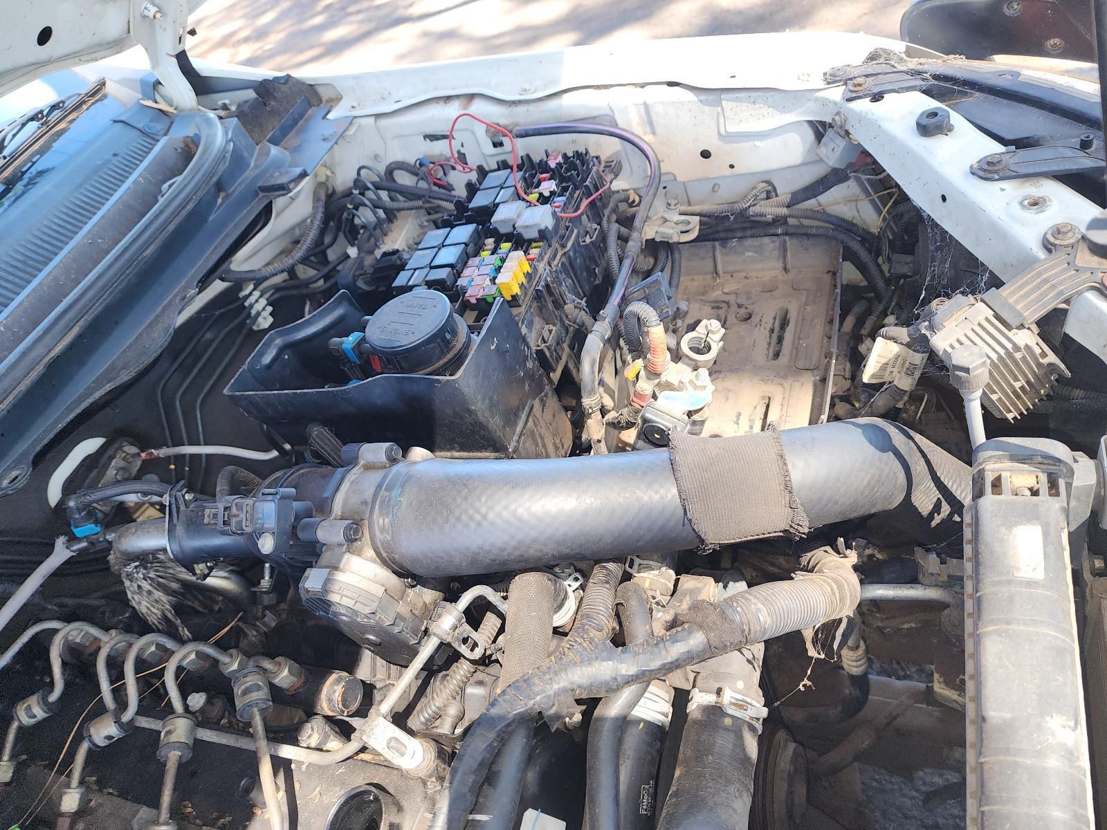 Damaged Car Engine Bay With Exposed Parts — South West 4WD Wreckers In Harristown, QLD