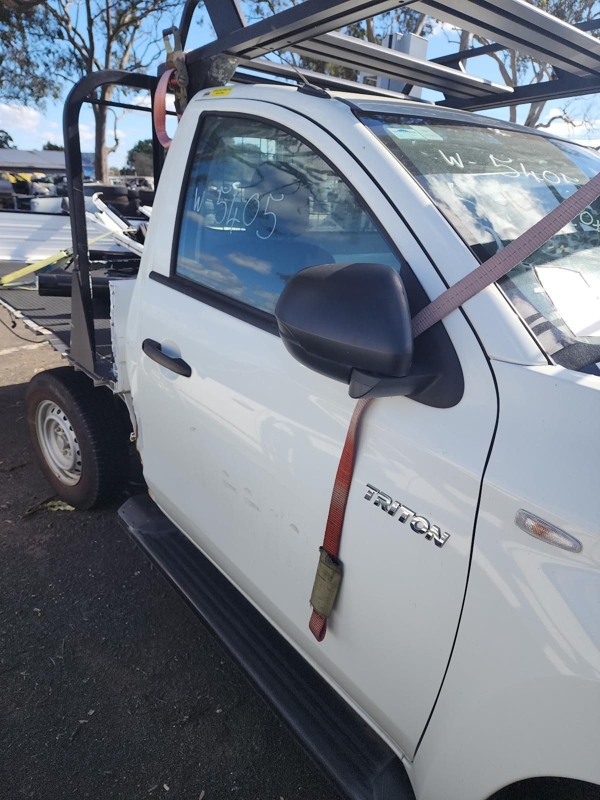White Pickup Truck With a Flatbed Rack — South West 4WD Wreckers In Harristown, QLD
