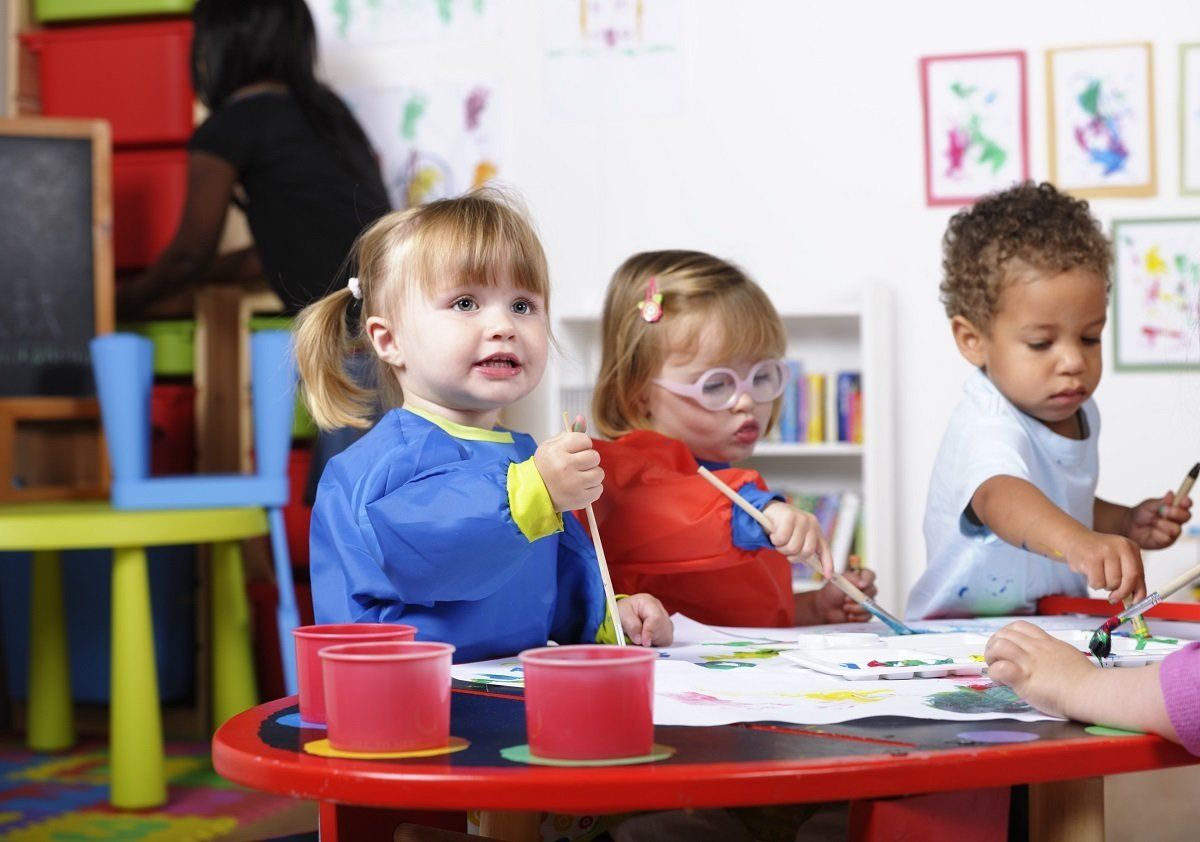 Kids doing artworks | La Crosse, WI | Coulee Children’s Center