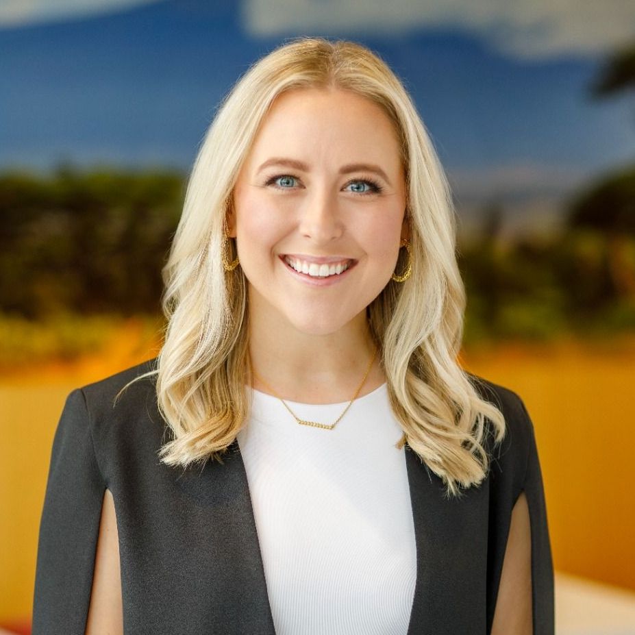 Hillary Stalker CFP® - Executive Vice President and Financial Advisor | CapWealth | Franklin Financial Advisor