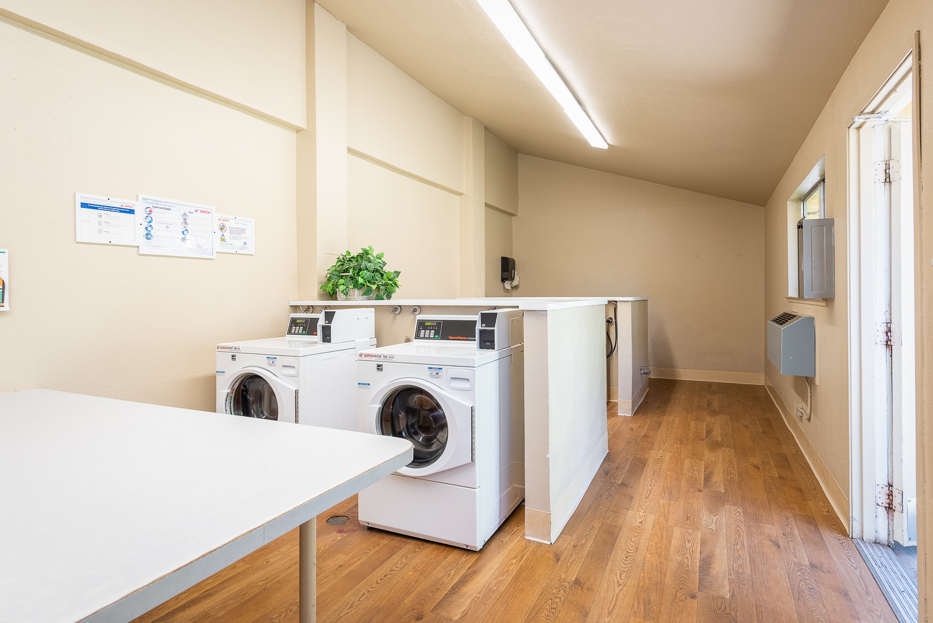 Ignacio Pines Apartments, Novato, CA. For Rent