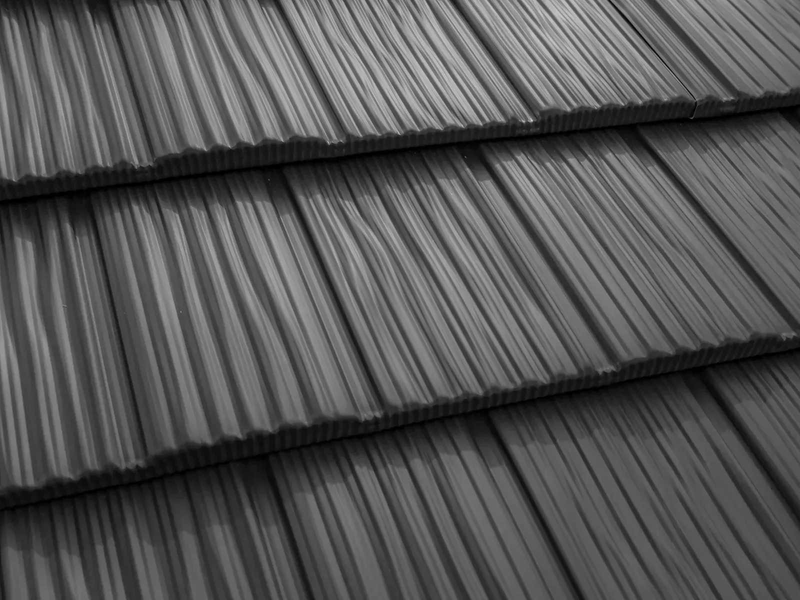 Metal shake roofing installed in Beaverton, Oregon engineered to withstand heavy rainfall and Pacific Northwest weather.