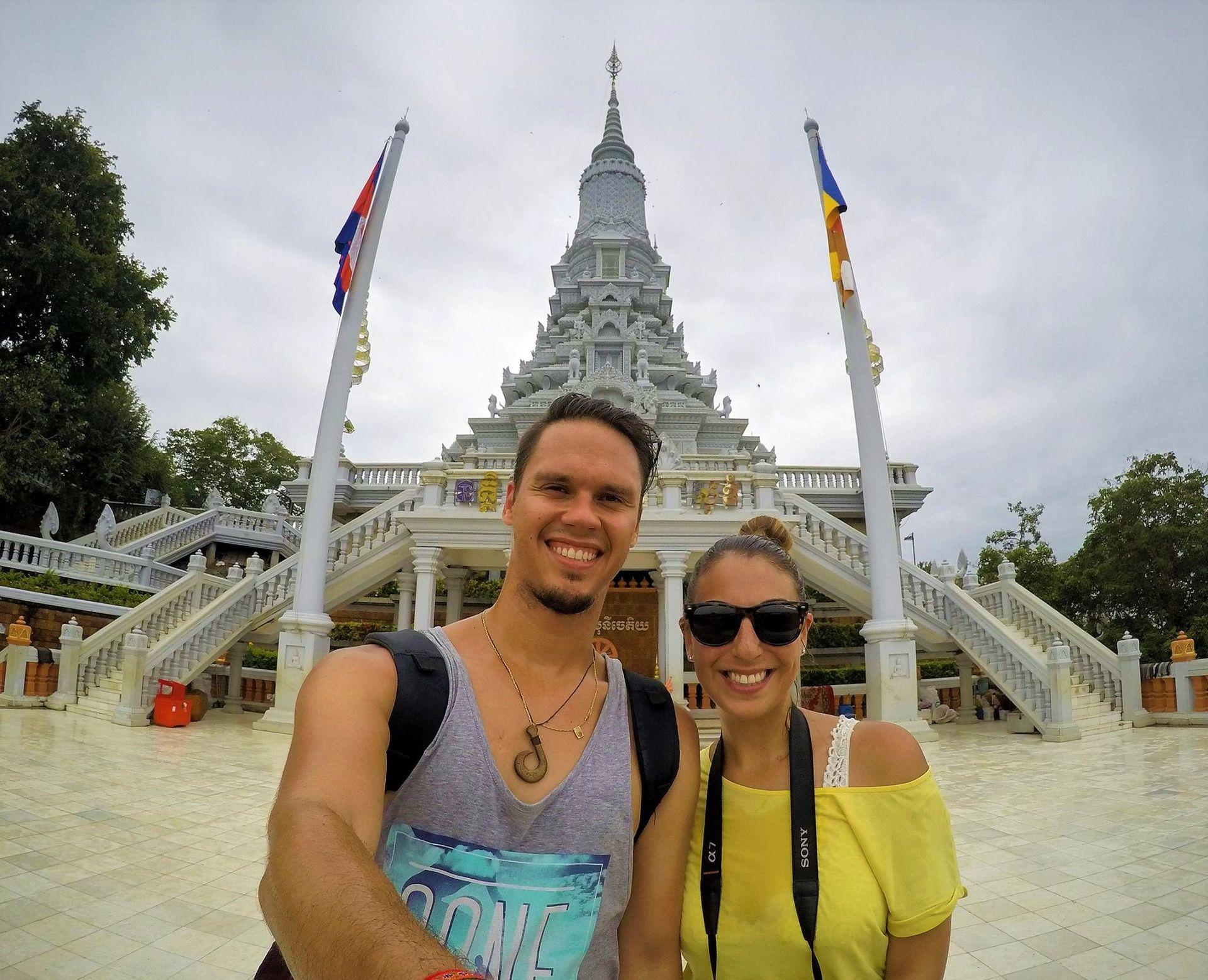 Private day tour to Oudong Mountain and Phnom Baset from Phnom Penh, featuring ancient temples, scenic views, and cultural experiences.