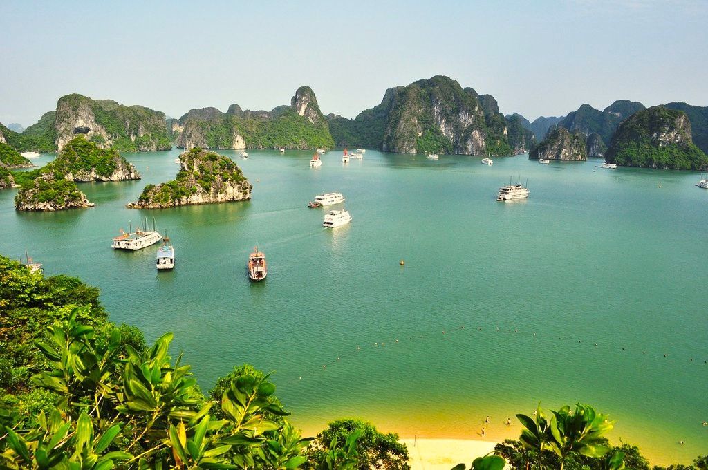Vietnam Heritage from Hanoi to Ho Chi Minh City 8 Days Tour