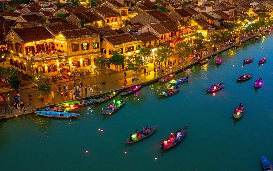 Vietnam Highlight from Ho Chi Minh to Hoi An, Ha Long Bay and Hanoi 7 Days Tour