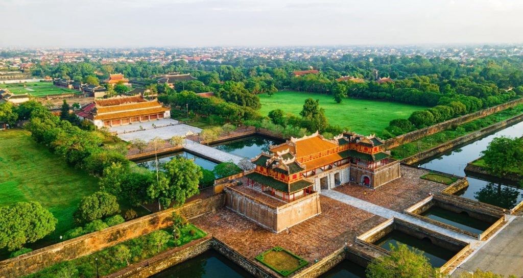 Vietnam Heritage from Hanoi to Ho Chi Minh City 8 Days Tour