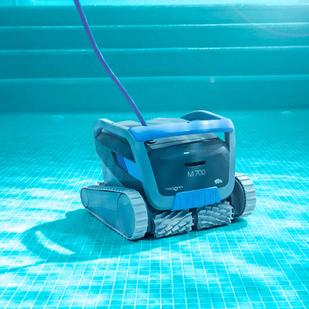POOL ROBOT  Dolphin M600 - Call for best Price