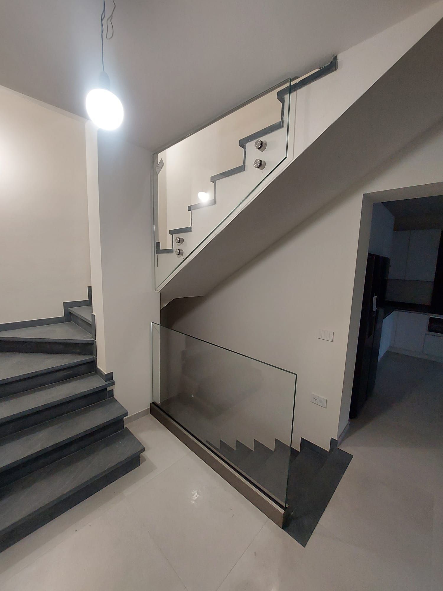 scala moderne in vetro su misura Targetti in vetro Prato