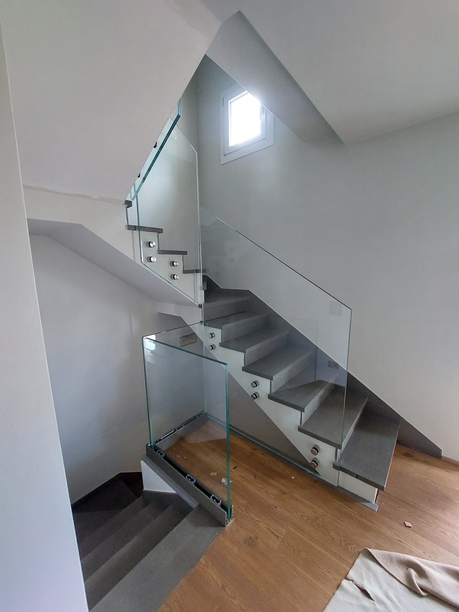 scala con parapetto in vetro Targetti Vetri Prato (PO)