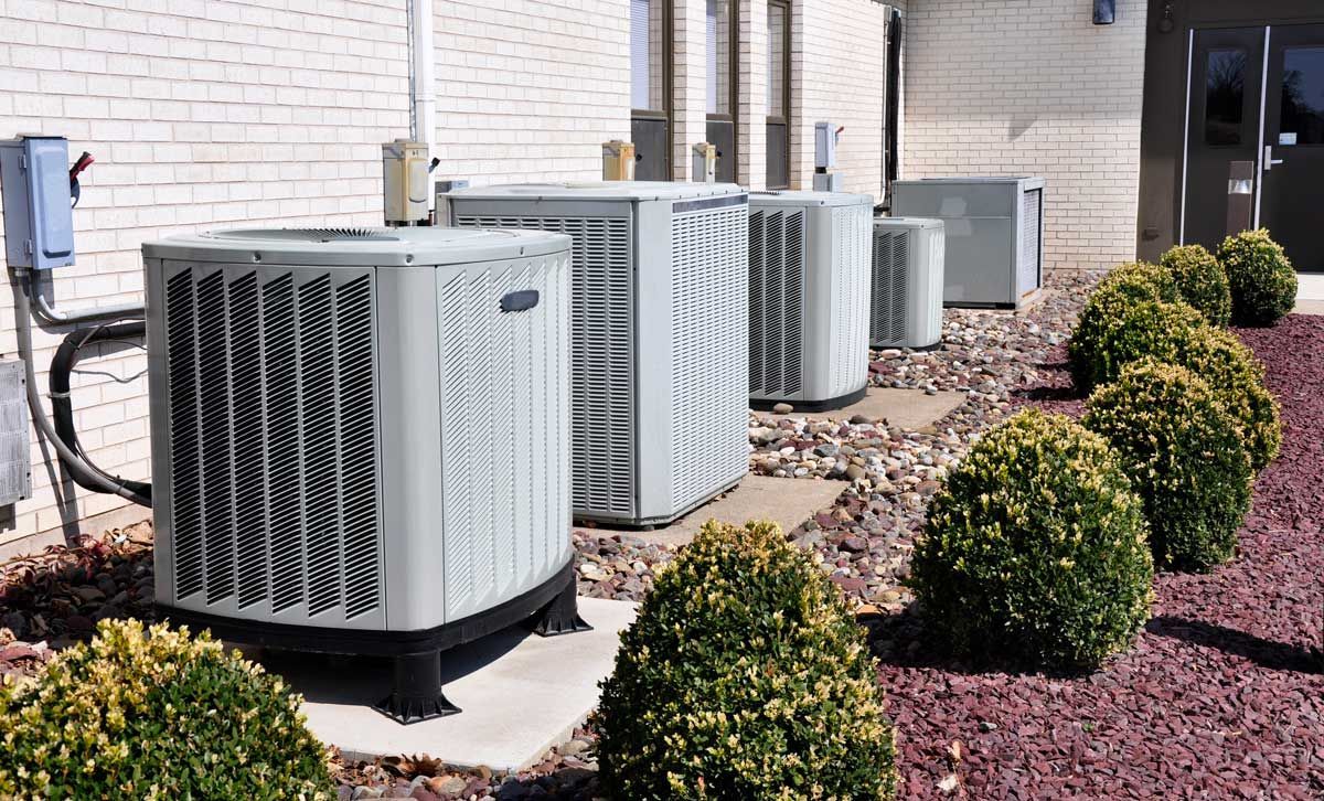 Commercial rooftop HVAC units - commercial air conditioning service by Arnett Mechanical