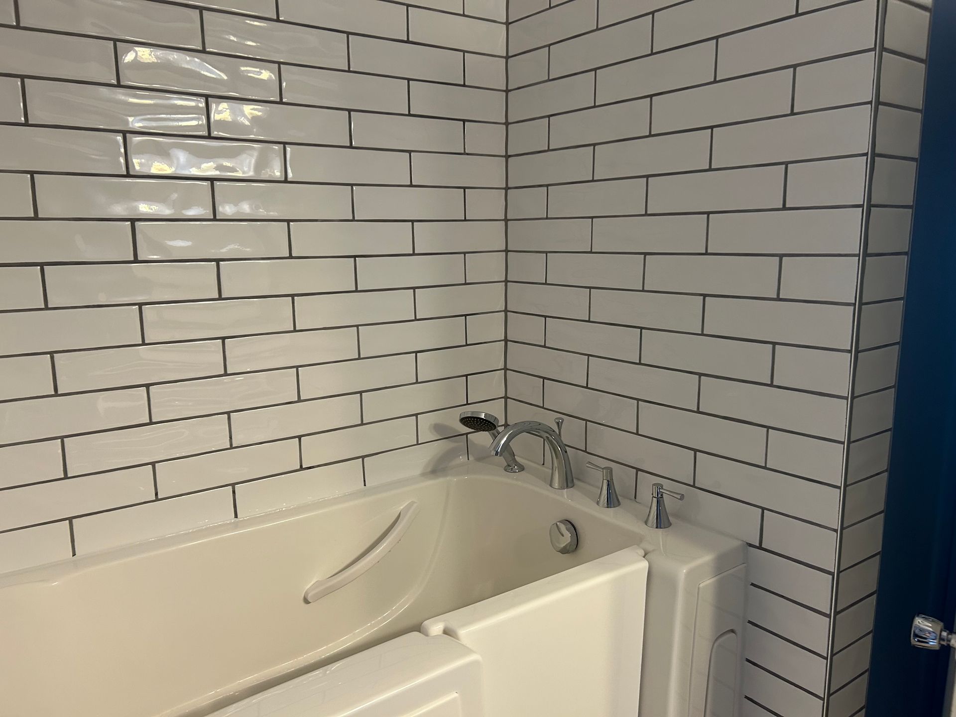 Easy access tub and tile installation