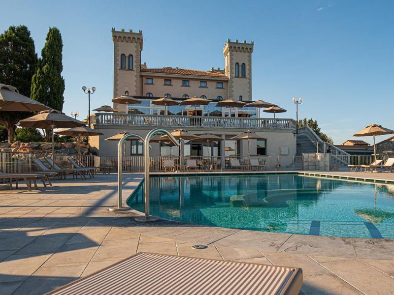 Castello Bonario & Weingut Montesolaio in der Nähe von Bolgheri