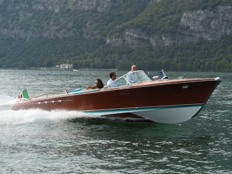 Discover Lake Iseo and the Franciacorta wine region