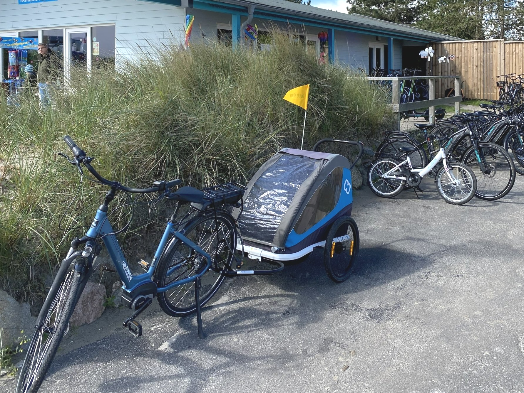 Fahrrad fahren an der Ostsee - an einigen Stellen wir hier in Damp ist das möglich.