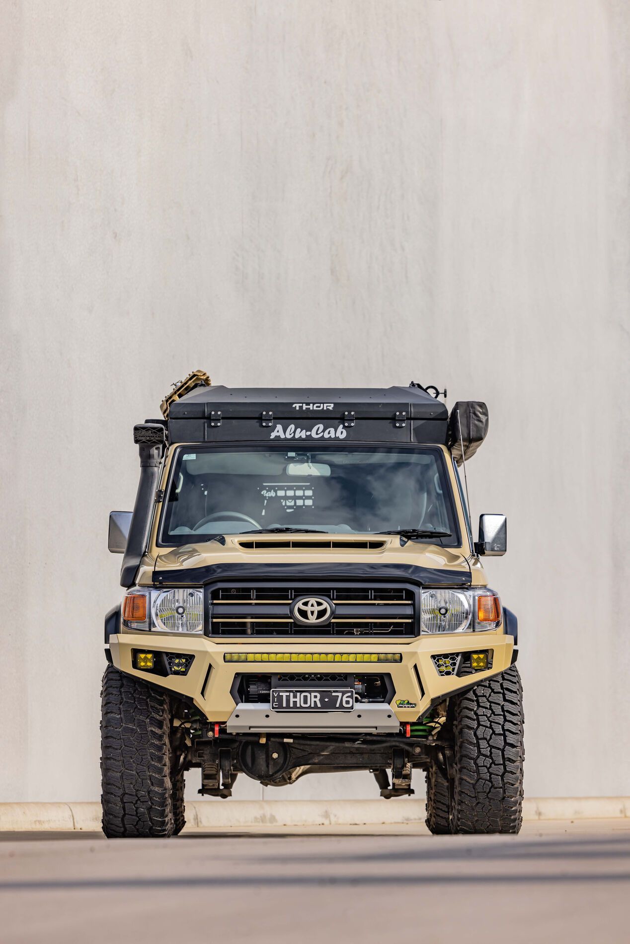 land cruiser 76