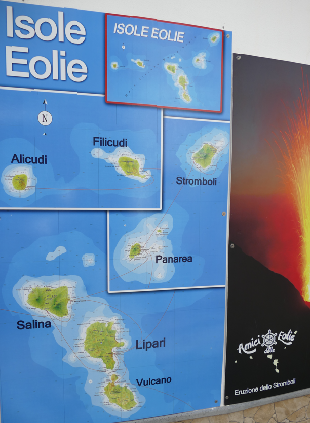 Kaart van de Eolische Eilanden, Italië, met eilanden zoals Lipari, Stromboli en Vulcano.