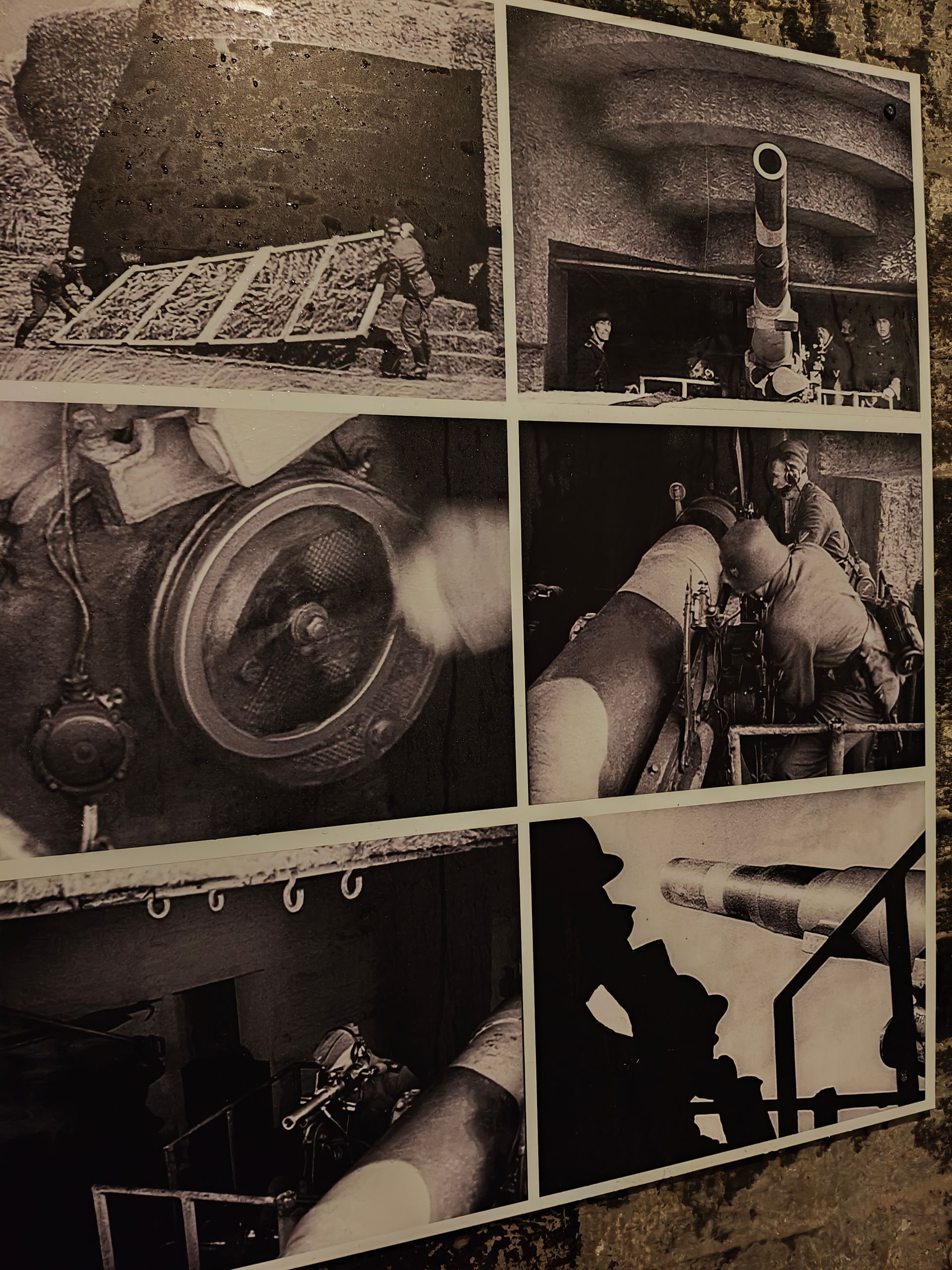 Sepia-collage van industriële machines, leidingen en apparatuur in een werkplaats- of fabrieksomgeving.