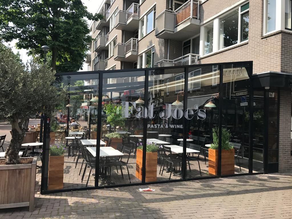 VeDamco Horeca windbrekers en overkappingen