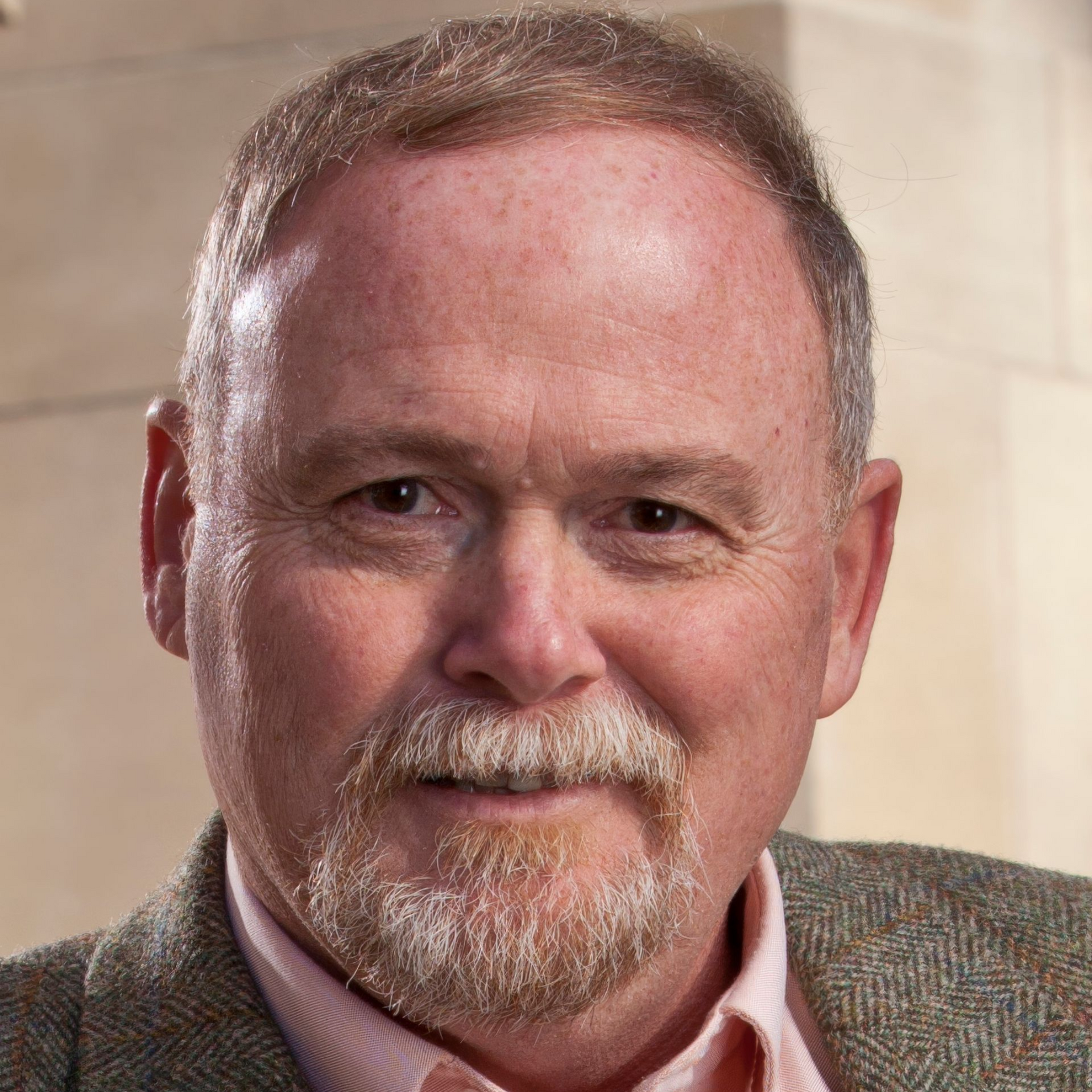 Headshot of Dr. Jef Richards 
