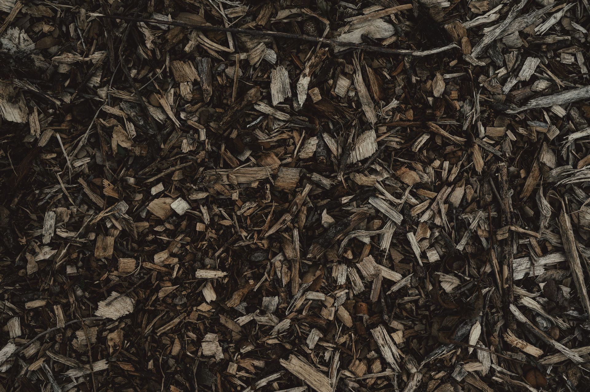 Mulching, Bark Refreshes & Soil Support