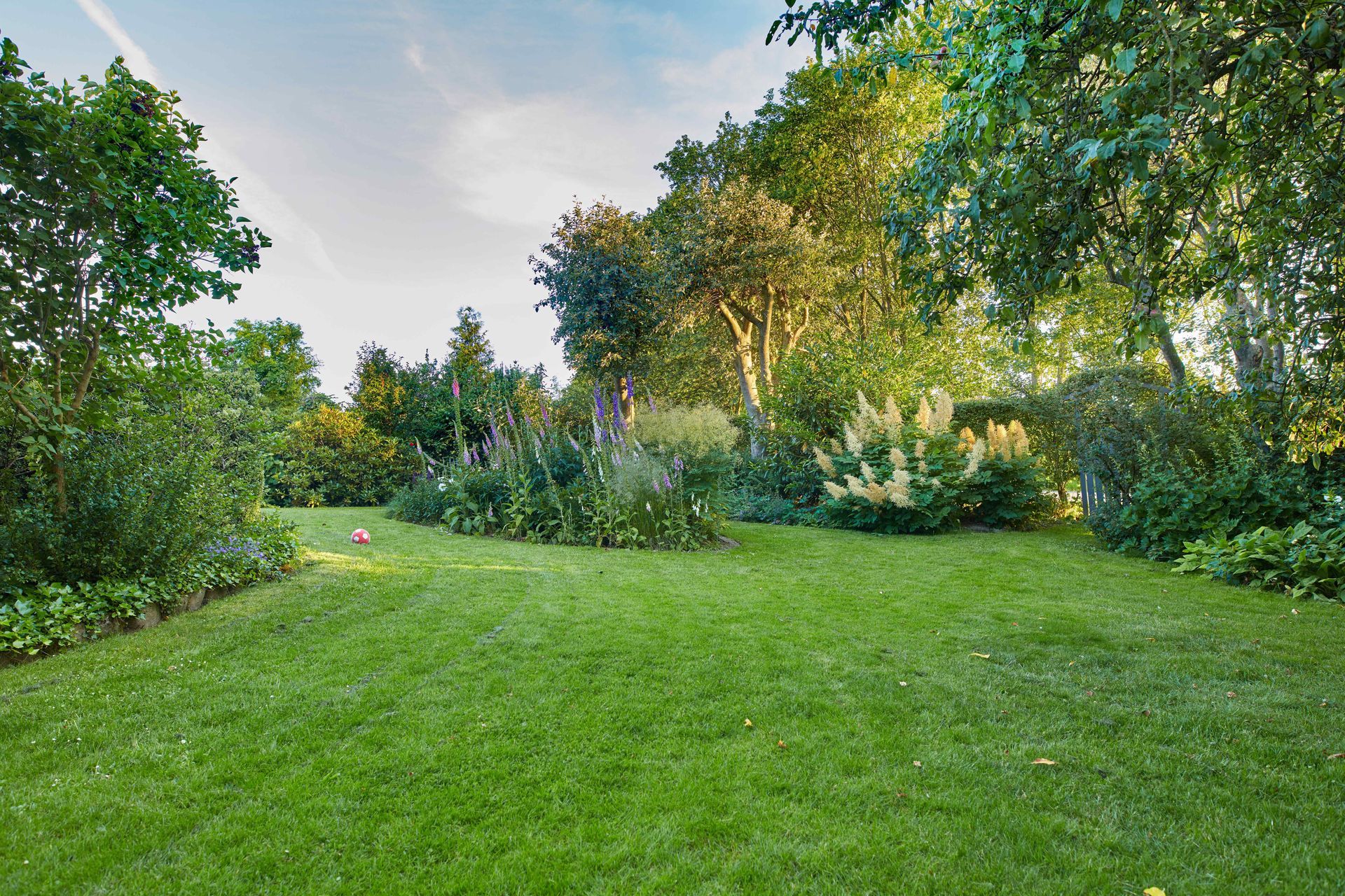 Early Summer Lawn Spraying Service Rexburg ID