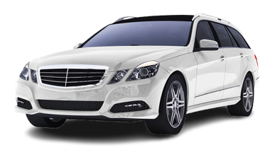 Una station wagon Mercedes-Benz bianca isolata su sfondo bianco.